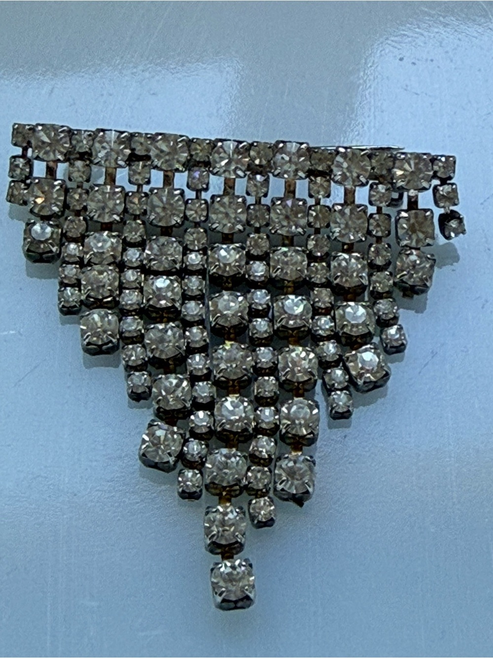 Vintage Art Deco Waterfall Brooch Rhinestone silver tone - Picture 5 of 11
